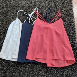 BUNDLE : 3 Hollister tanks